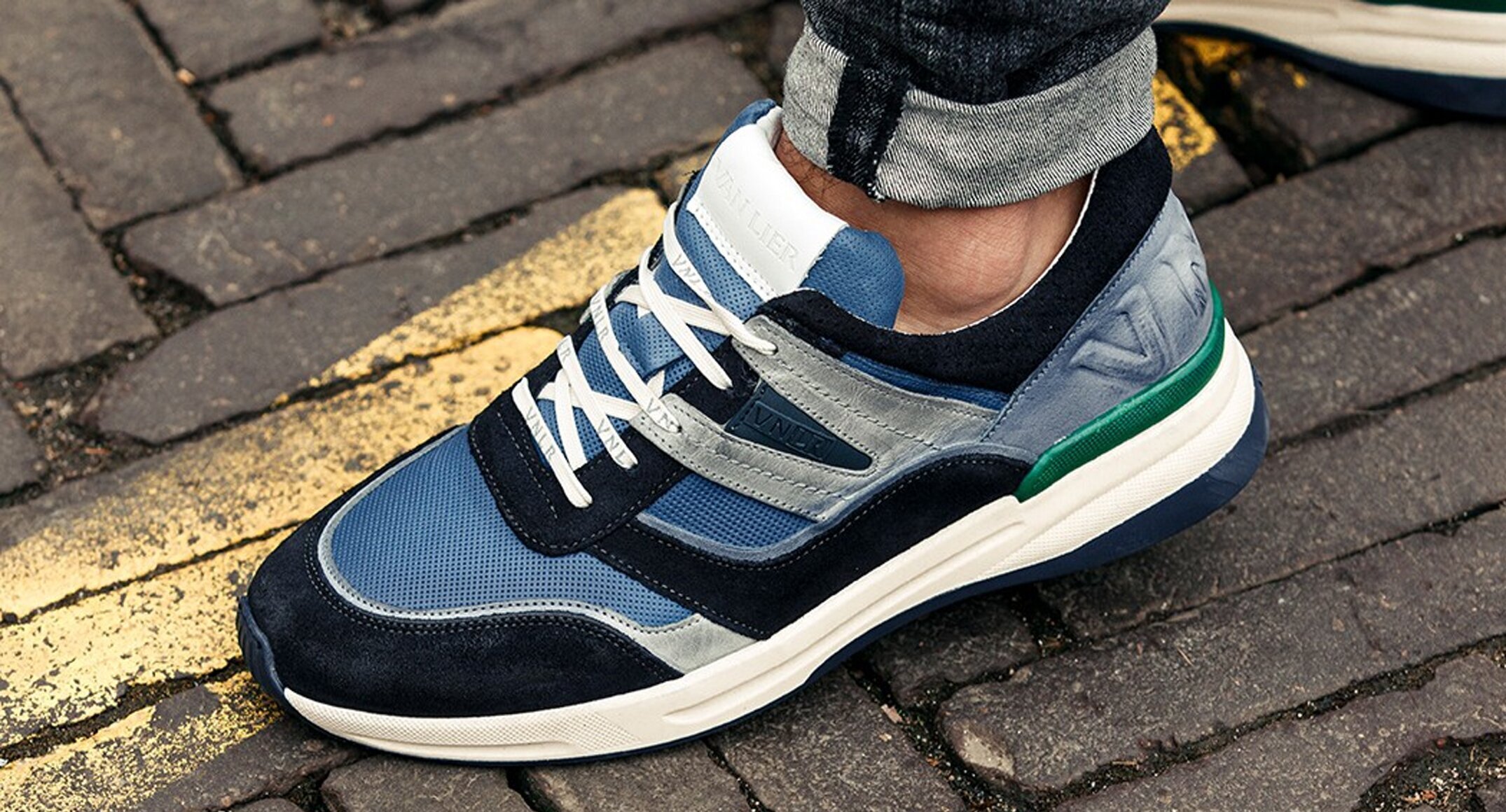 Van Lier lanceert luxe sneaker merk: VNLR