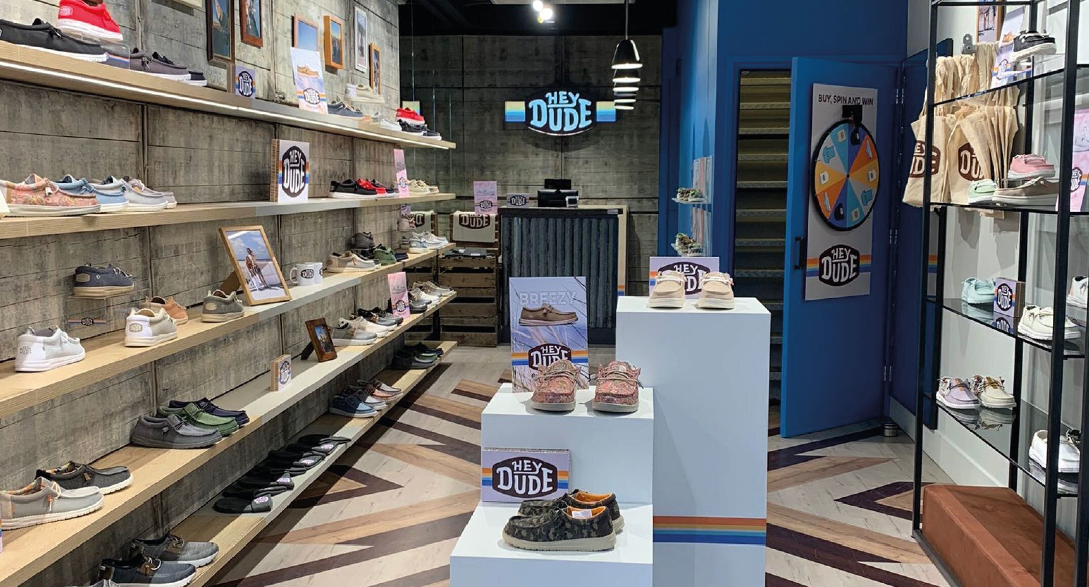 Schoenenmerk HEYDUDE opent winkel in Maastricht