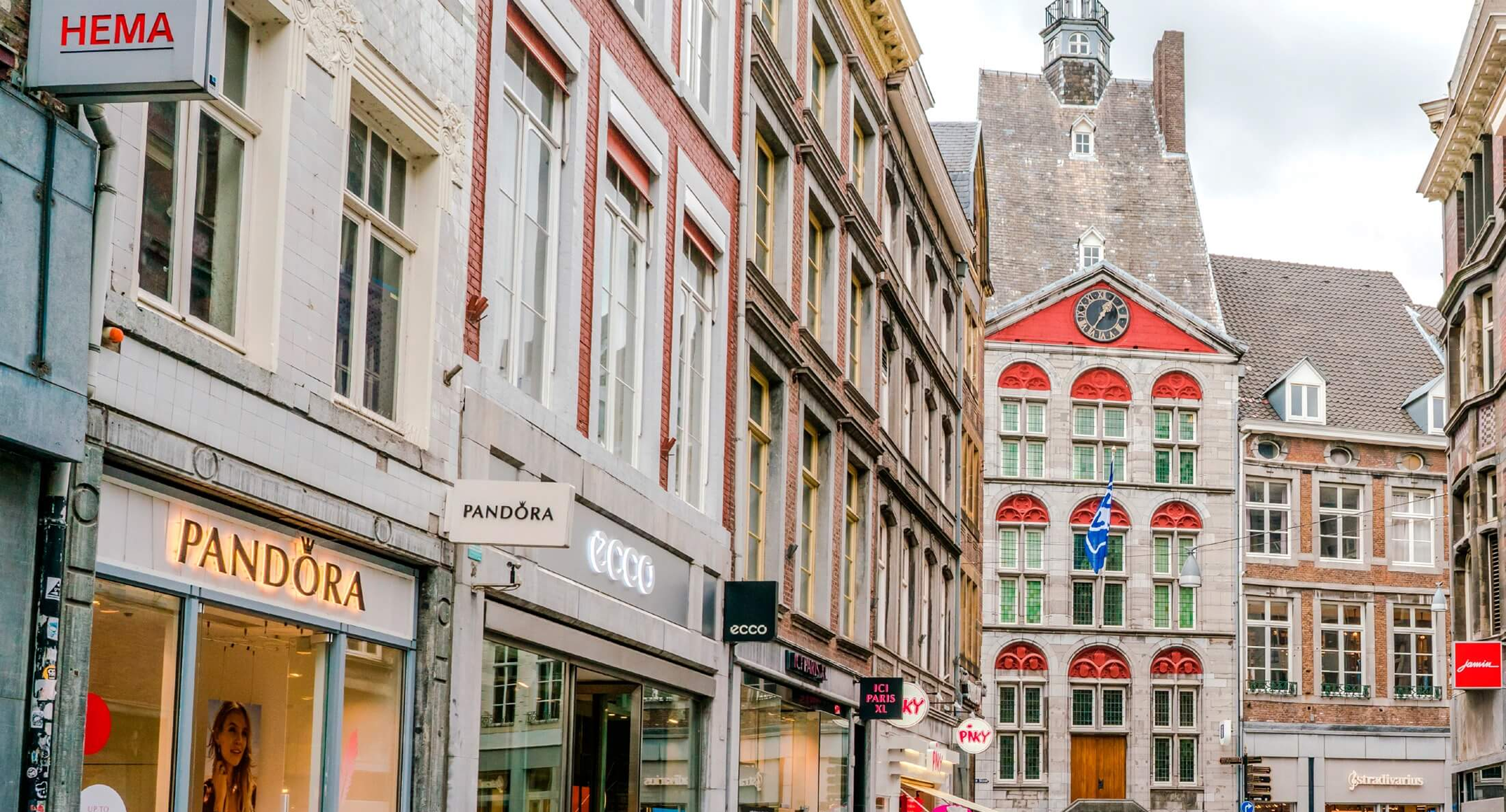 'Recordgroei' voor mode- en schoenenwinkels