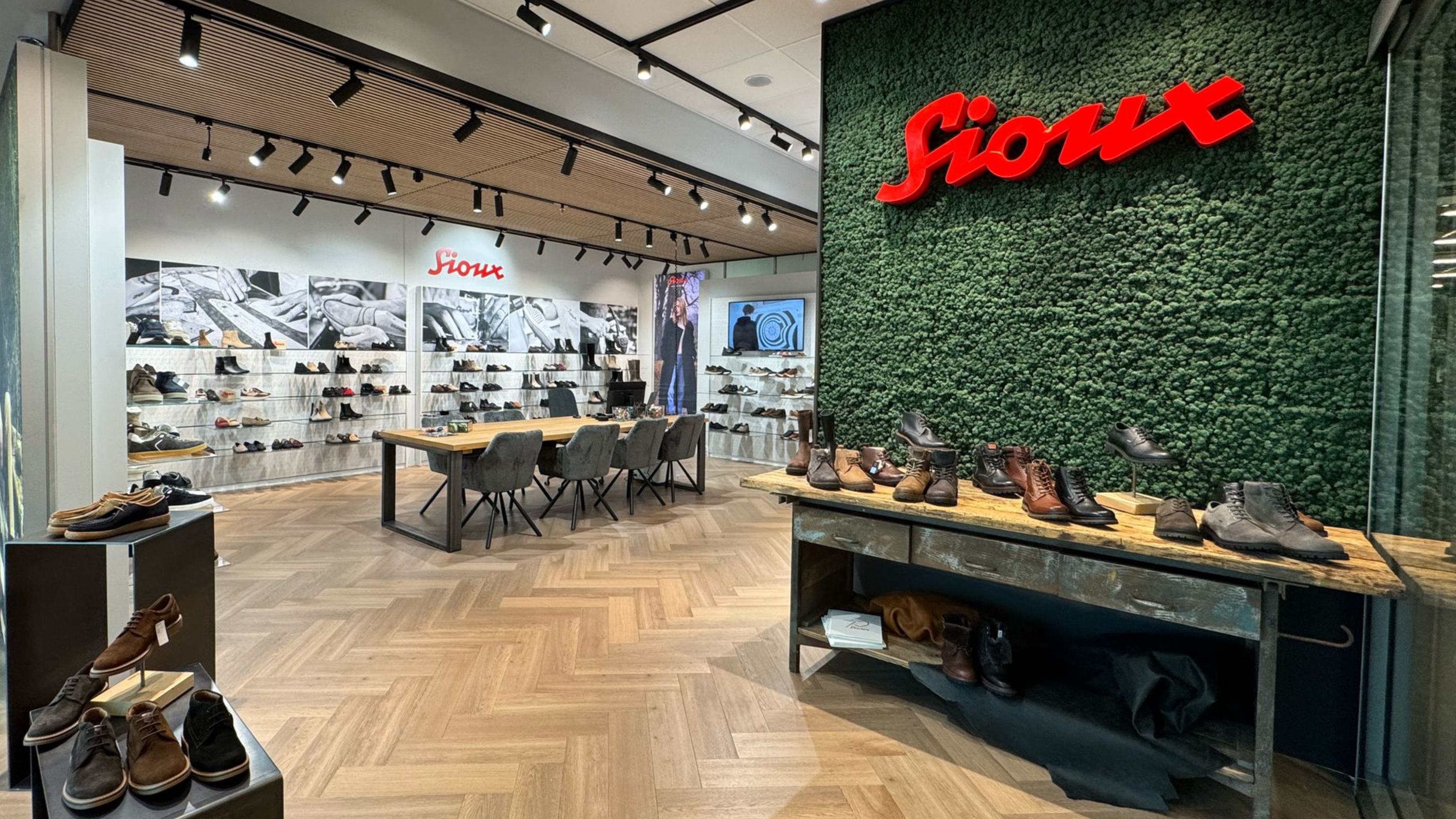Ontdek de nieuwe showroom van Sioux Shoes