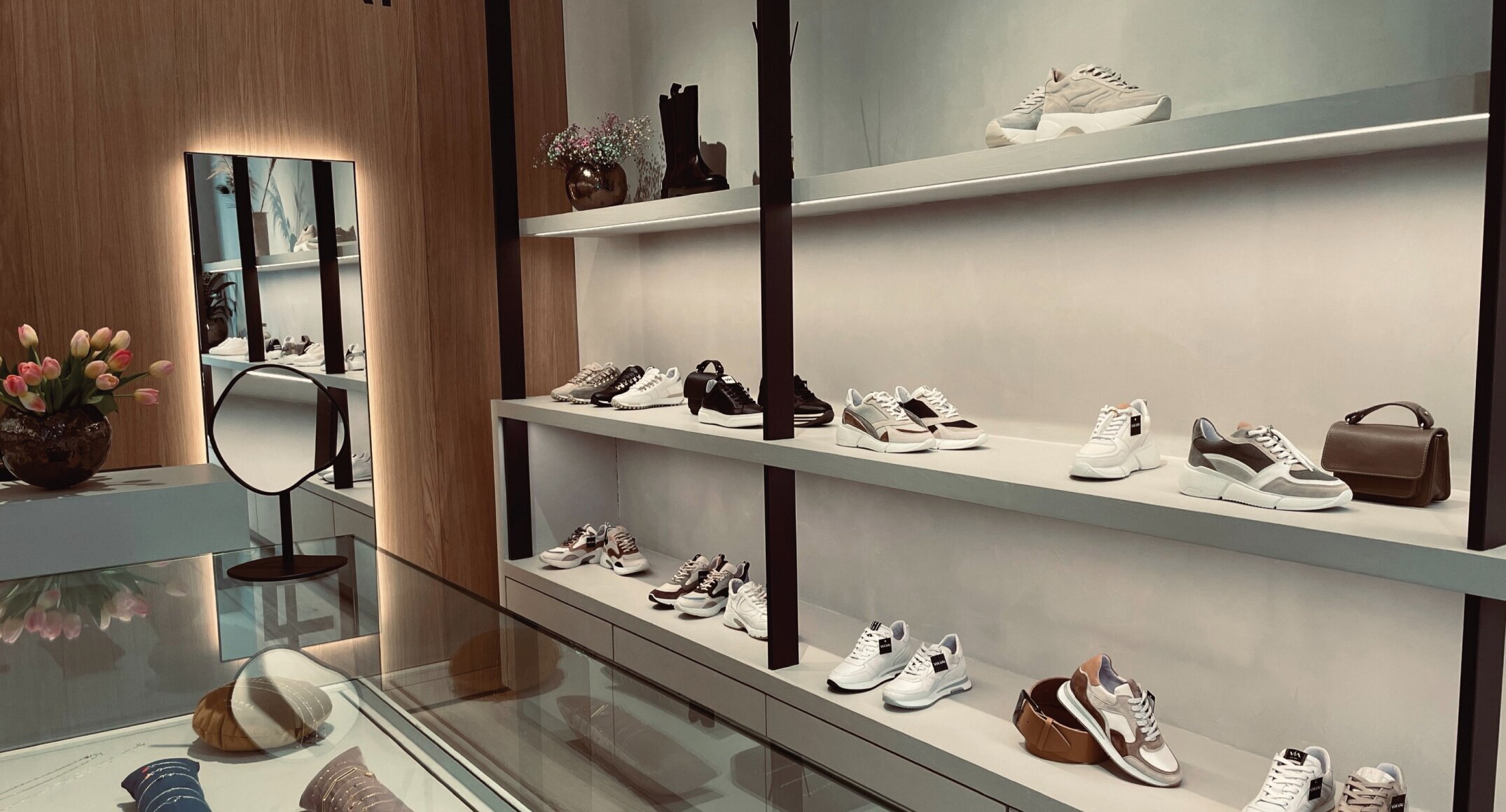 Via Vai opent eerste brandstore in Amsterdam 