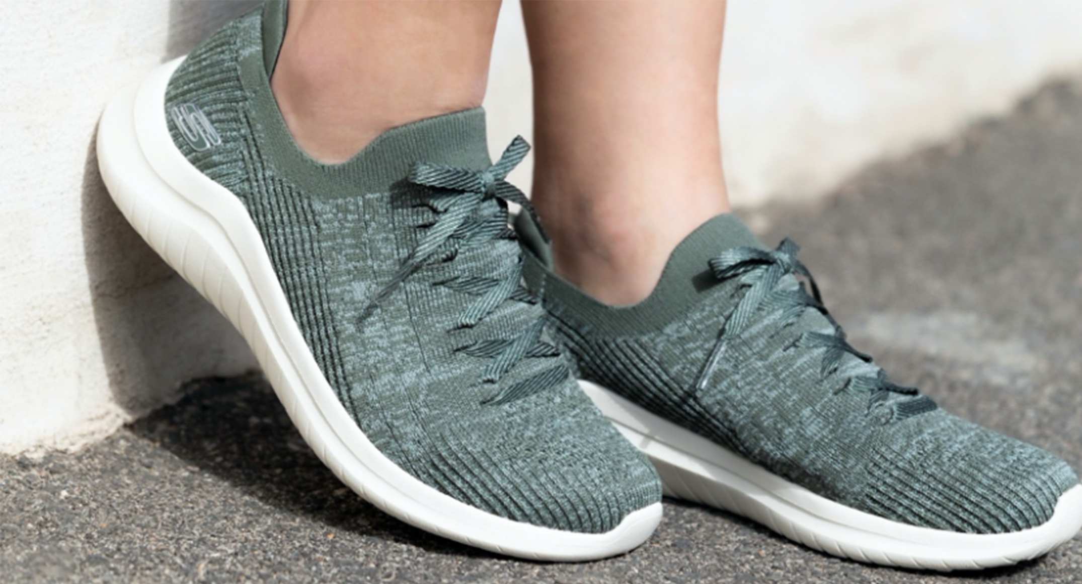 Goede voornemens met de fashionable sportsneakers van Skechers 