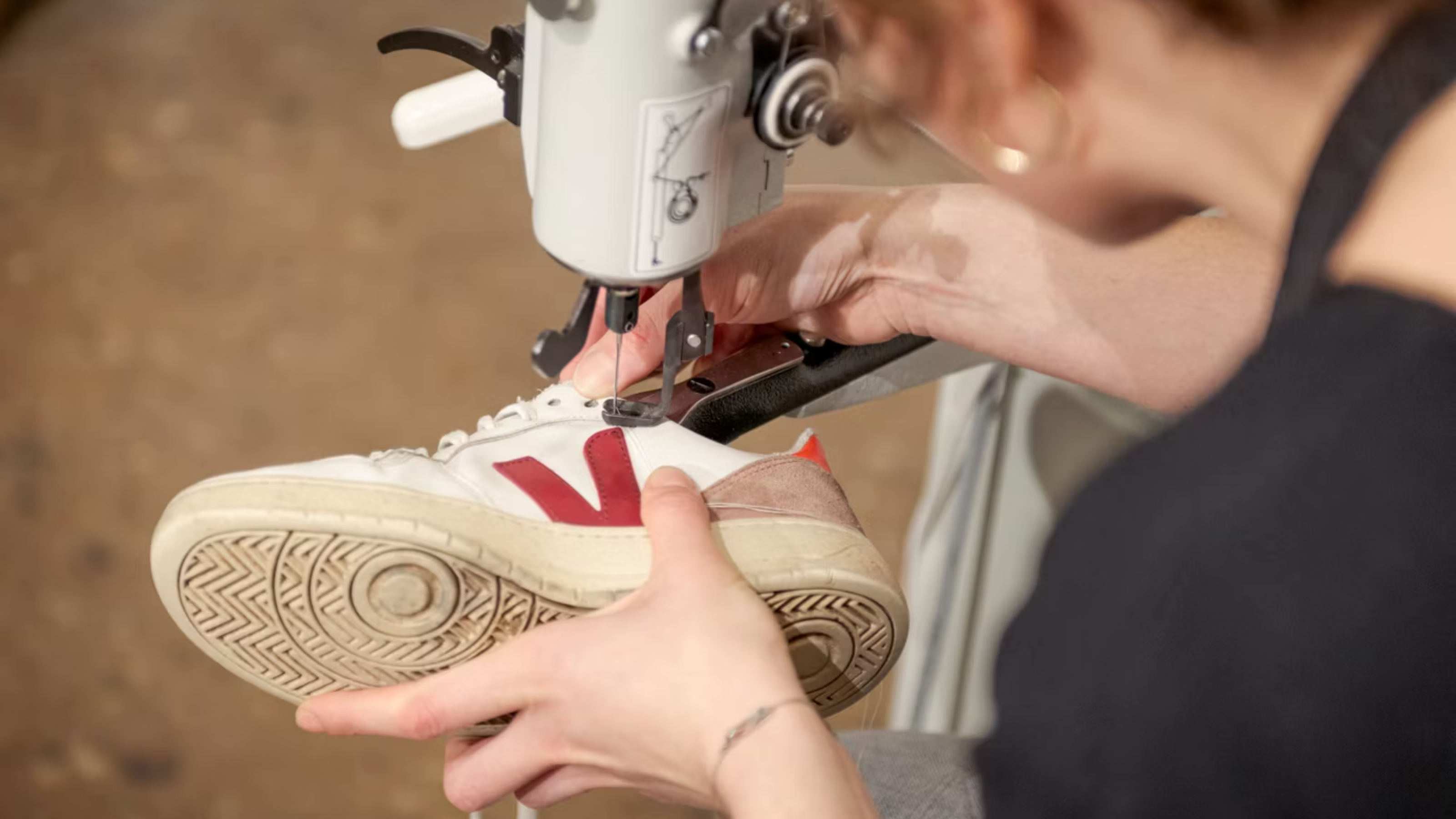 Sneakers en duurzaamheid: Merken moeten een gerepareerd item aantrekkelijk maken