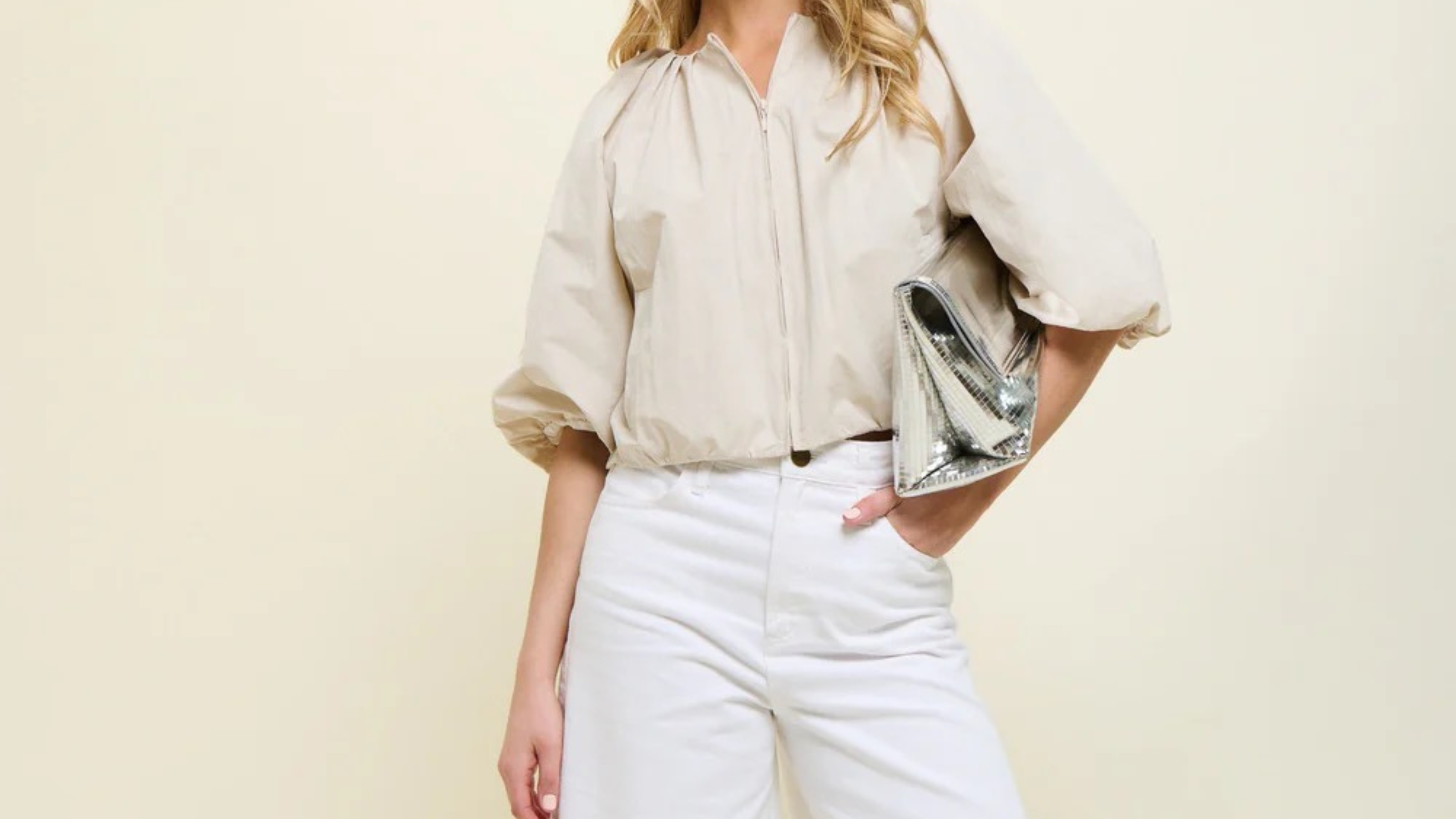 header-brandpage-aw26-32.png