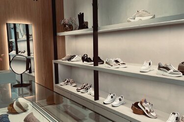 header-viavaibrandstore-1.jpg