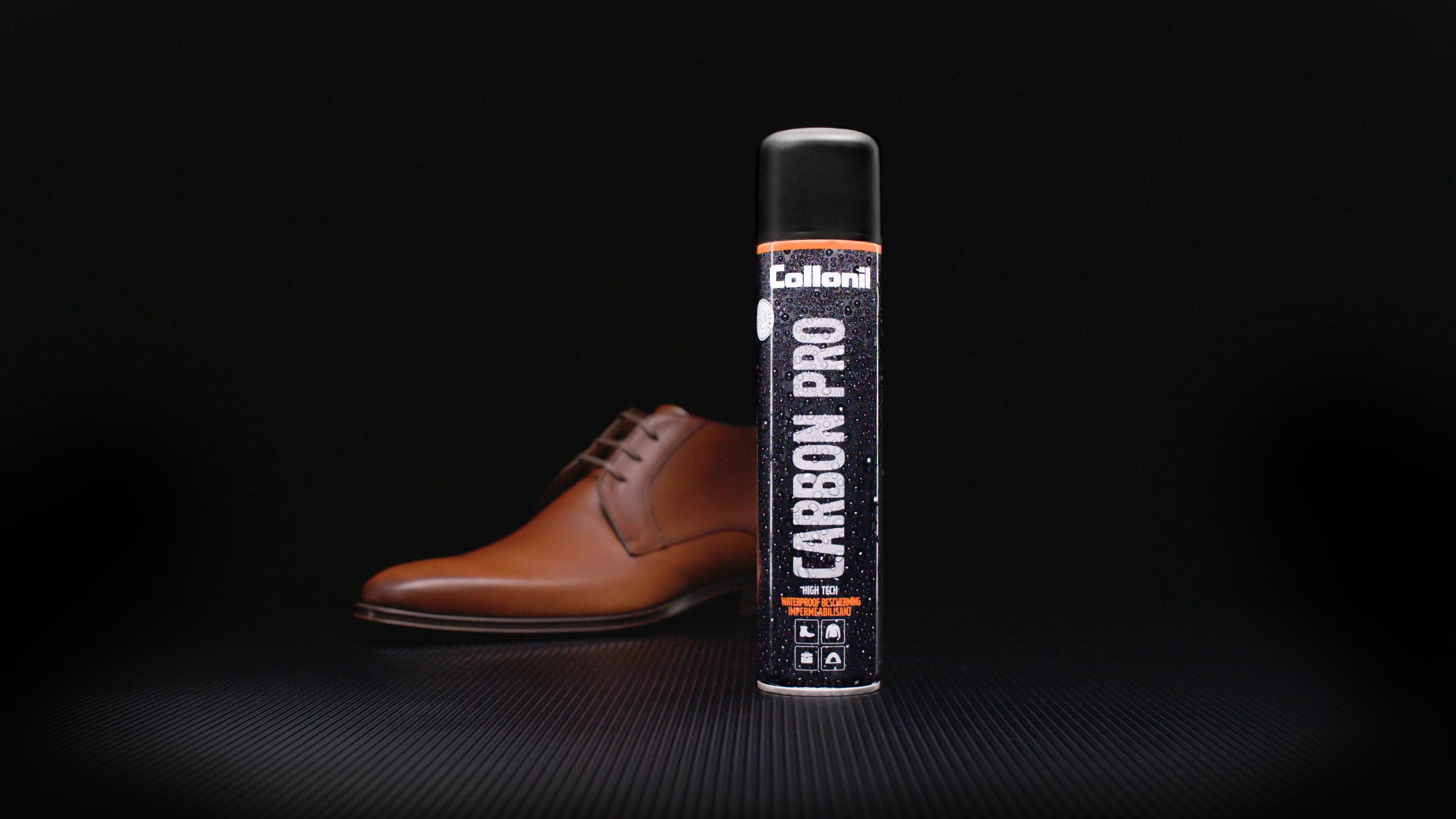 1_HR Afbeelding - Collonil Carbon Pro.jpg