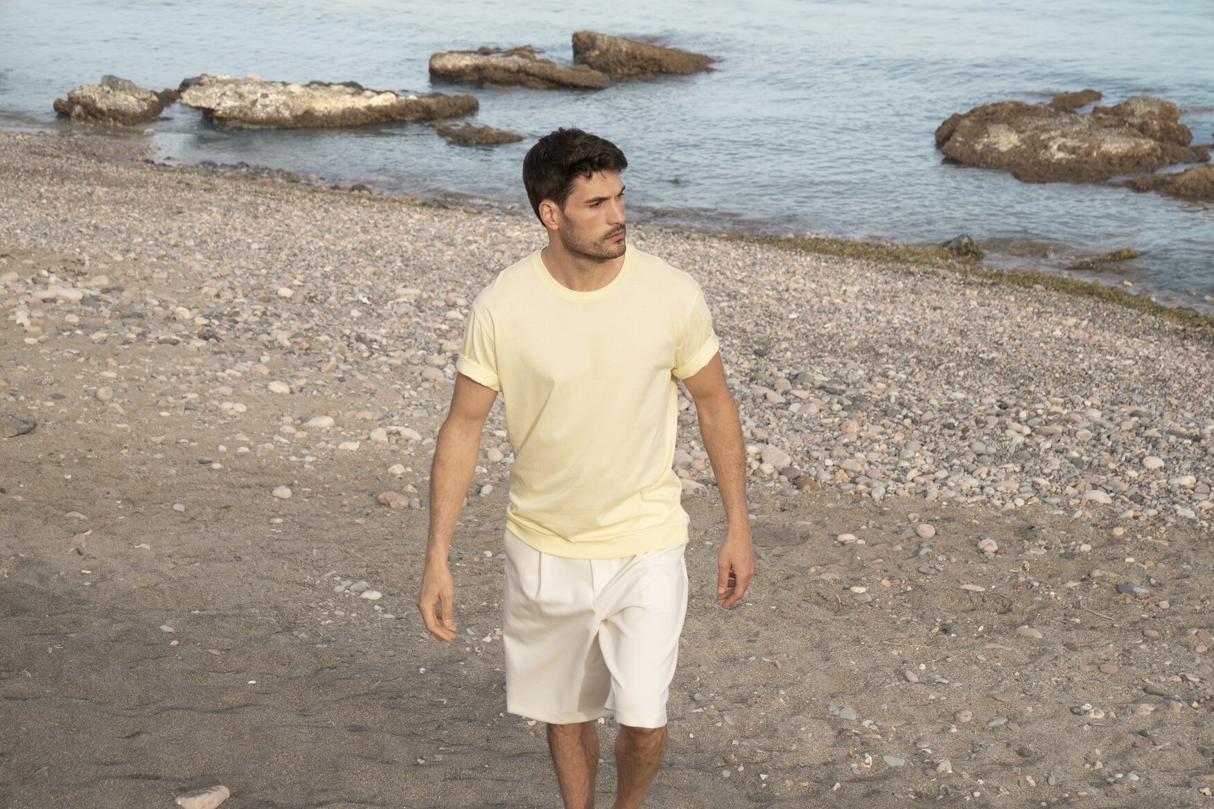 FF LITE- Butter Yellow - 02 - Model SS26.jpg
