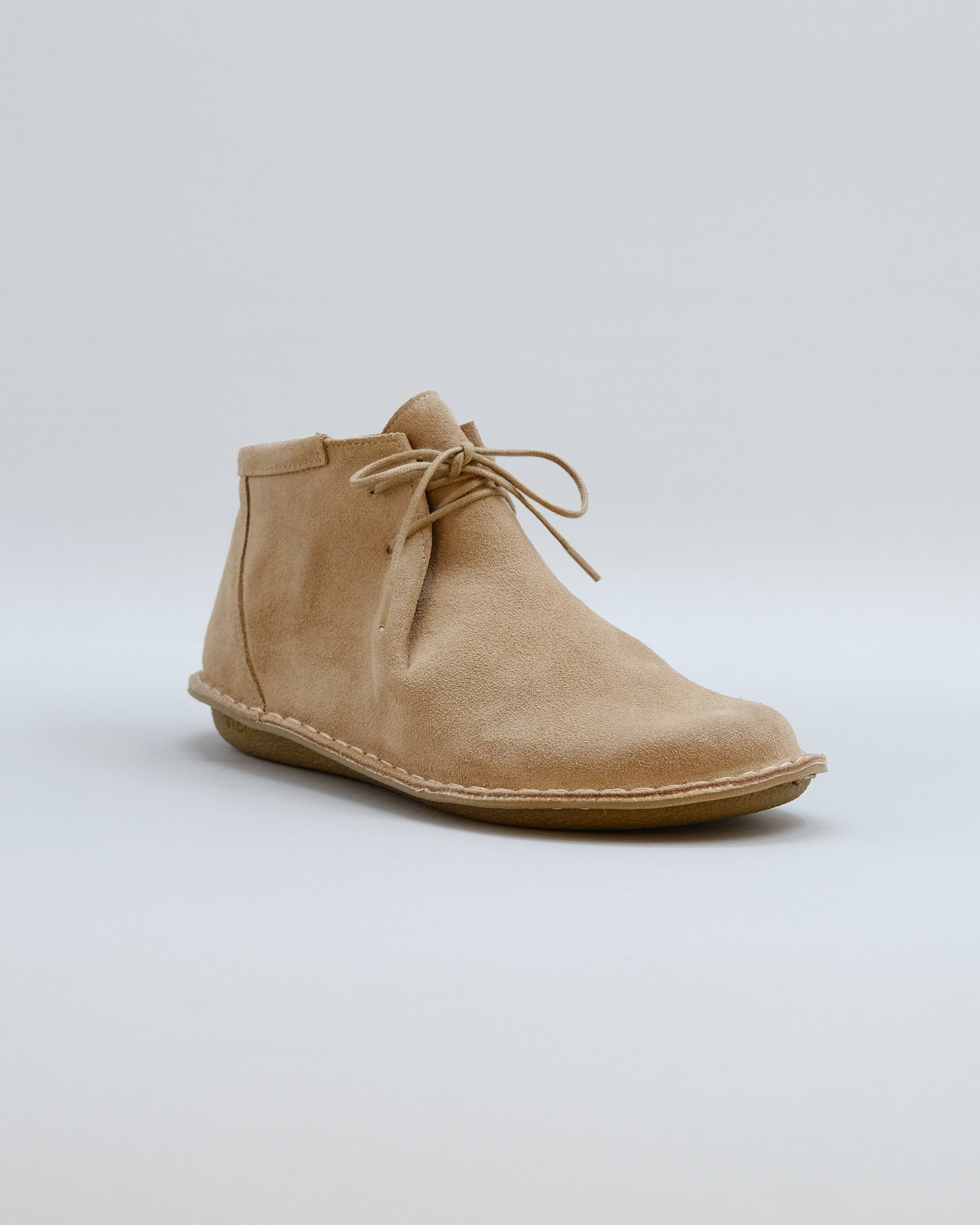 JTREE SUEDE DESERT SAND OBLIQUE.jpg